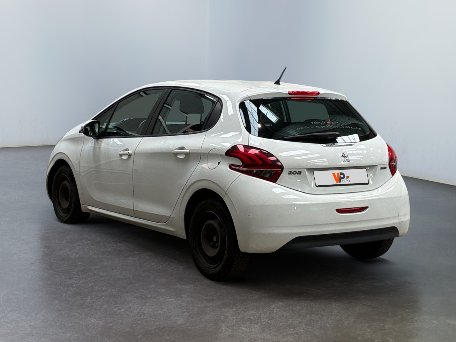 PEUGEOT 208 1.6 BlueHDi 75ch BVM5 Active 2015