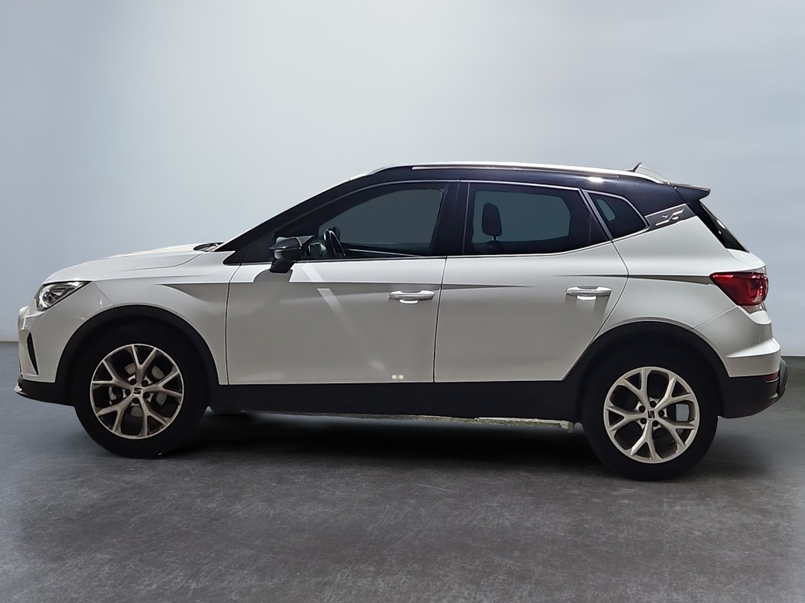 SEAT ARONA 1.0 TSI 95 ch Start/Stop BVM5 Xperience 2024