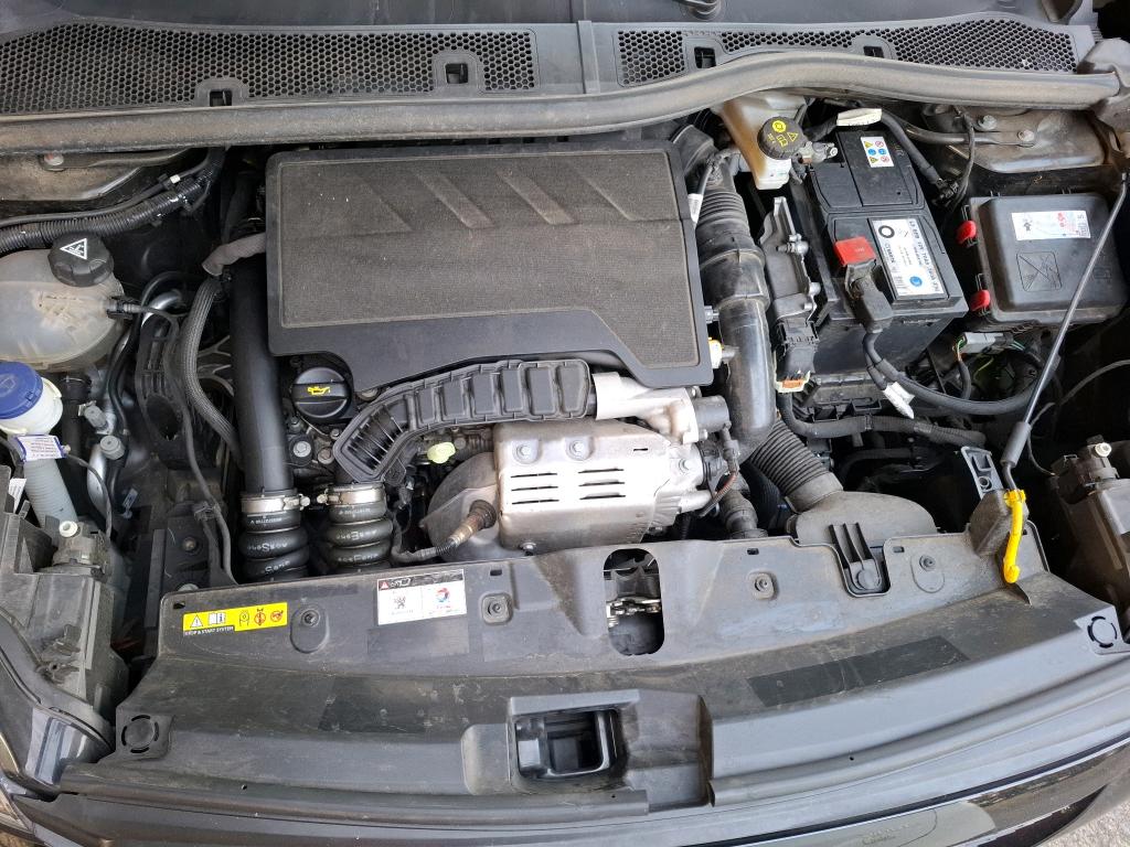 PEUGEOT 2008 BUSINESS PureTech 130 S&S EAT8 Allure 2021