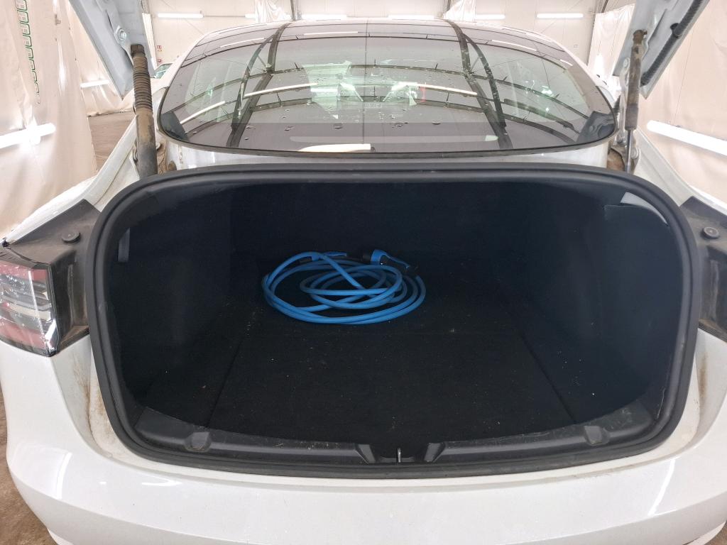 TESLA  2023