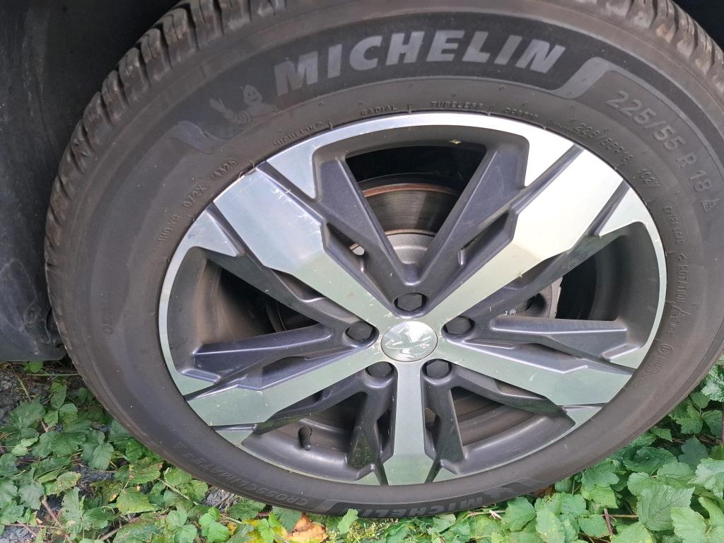 PEUGEOT 5008 BlueHDi 130ch S&S EAT8 GT 2023