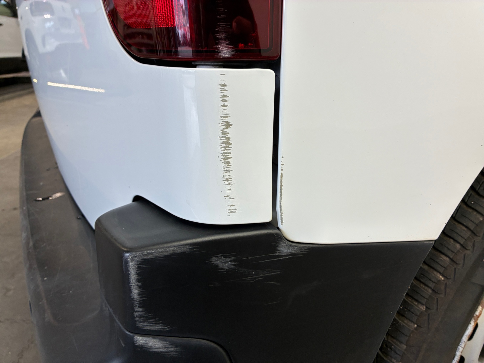 PEUGEOT PARTNER FOURGON STANDARD 650 KG BLUEHDI 100 S&S BVM6 PREMIUM PREMIUM 2022