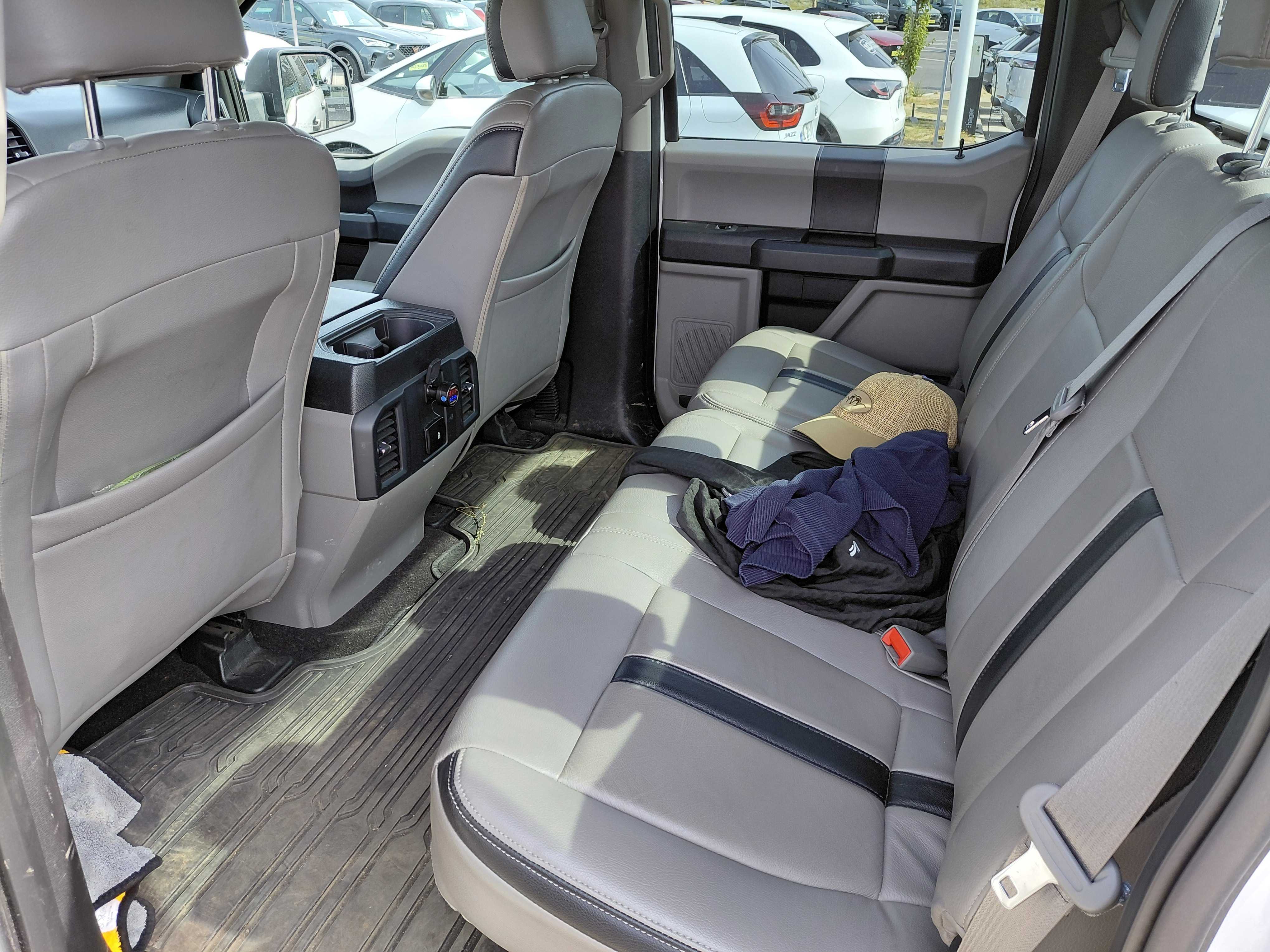 FORD XL 2019