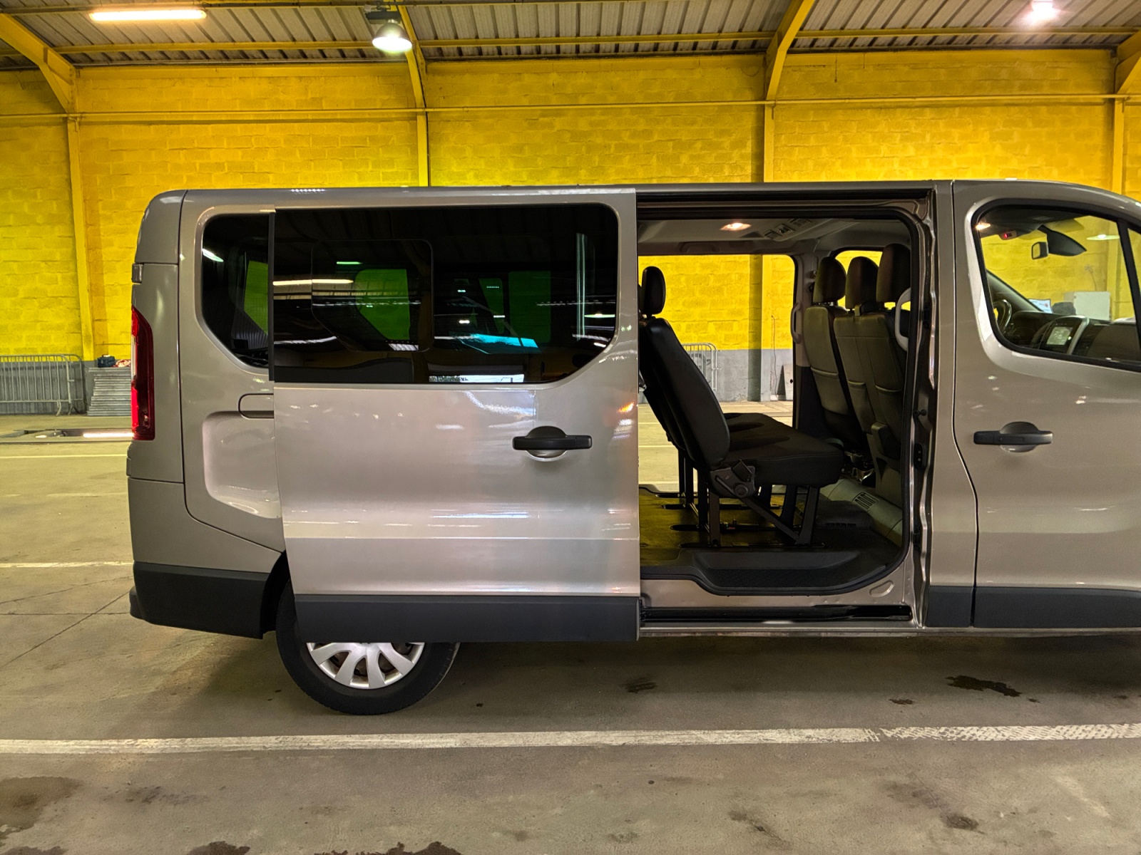 RENAULT Trafic Navette L2 dCi 125 Energy Escapade Escapade 2018