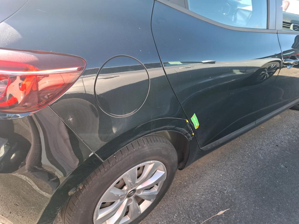 RENAULT CLIO SOCIETE BLUE DCI 85 AIR NAV 2019