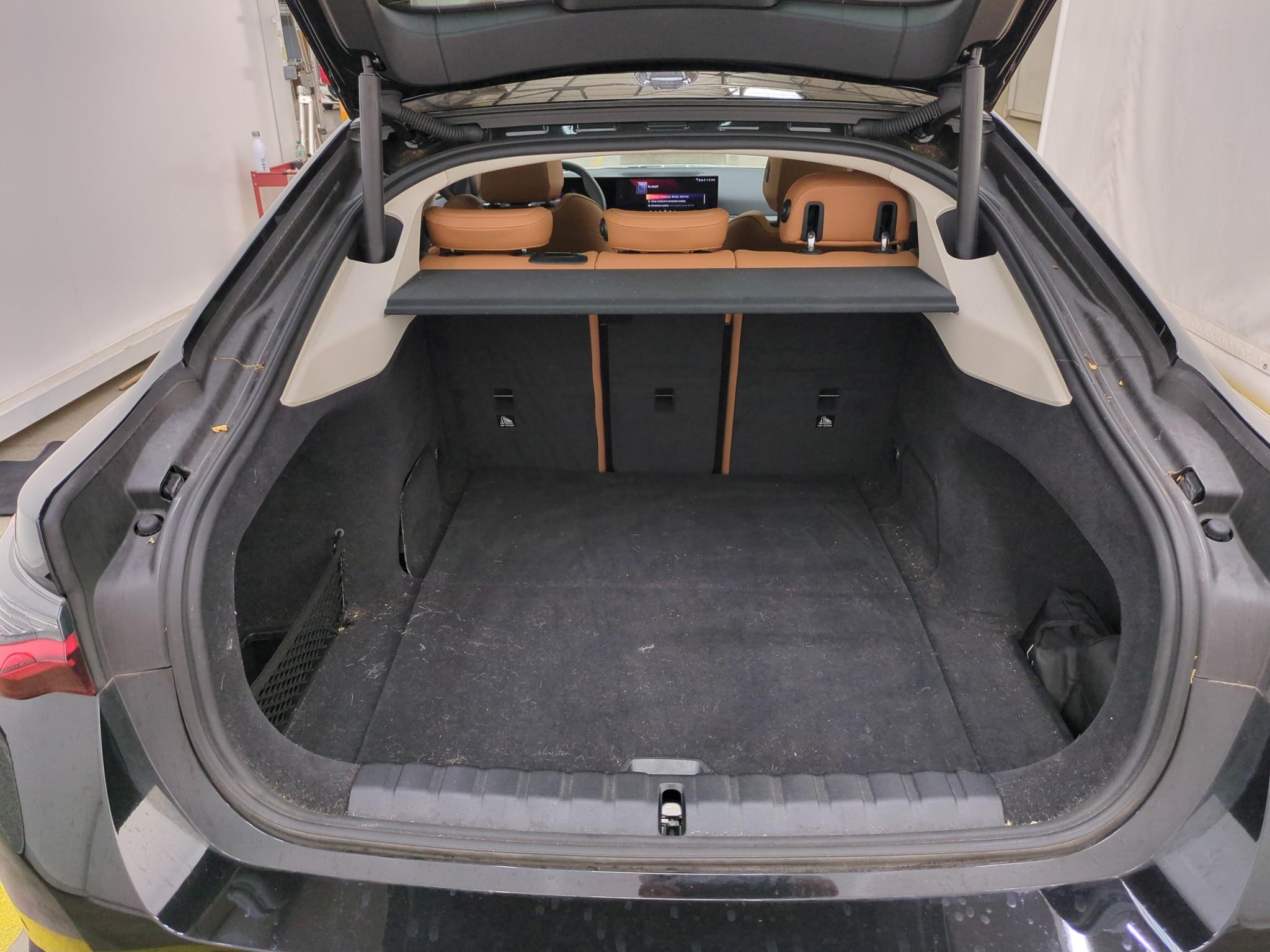 BMW i4 G26 LCI eDrive35 - 2025