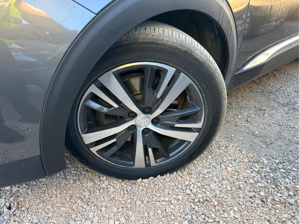 PEUGEOT 3008 Hybrid 180 e-EAT8 Allure Pack 2023