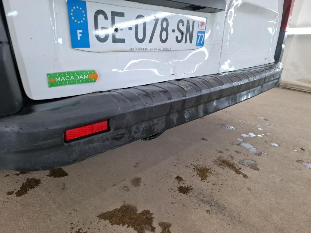 RENAULT TRAFIC FOURGON FGN L2H1 3000 KG BLUE DCI 130 CONFORT 2022