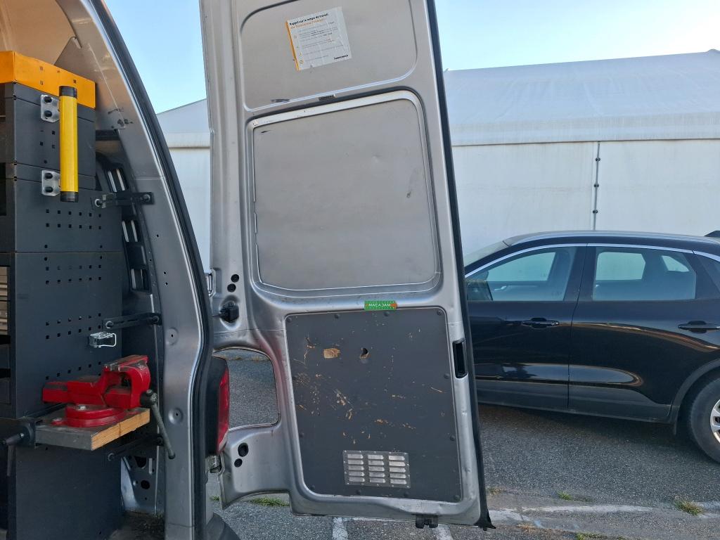 VOLKSWAGEN TRANSPORTER FOURGON 6.1 VAN L2H1 2.0 TDI 110 BVM5 BUSINESS 2022