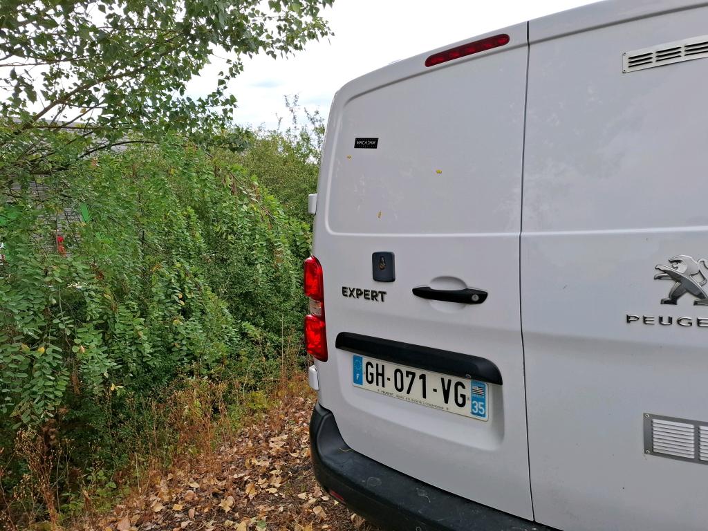PEUGEOT EXPERT FGN TOLE STANDARD BLUEHDI 145 S&S BVM6 ASPHALT 2022