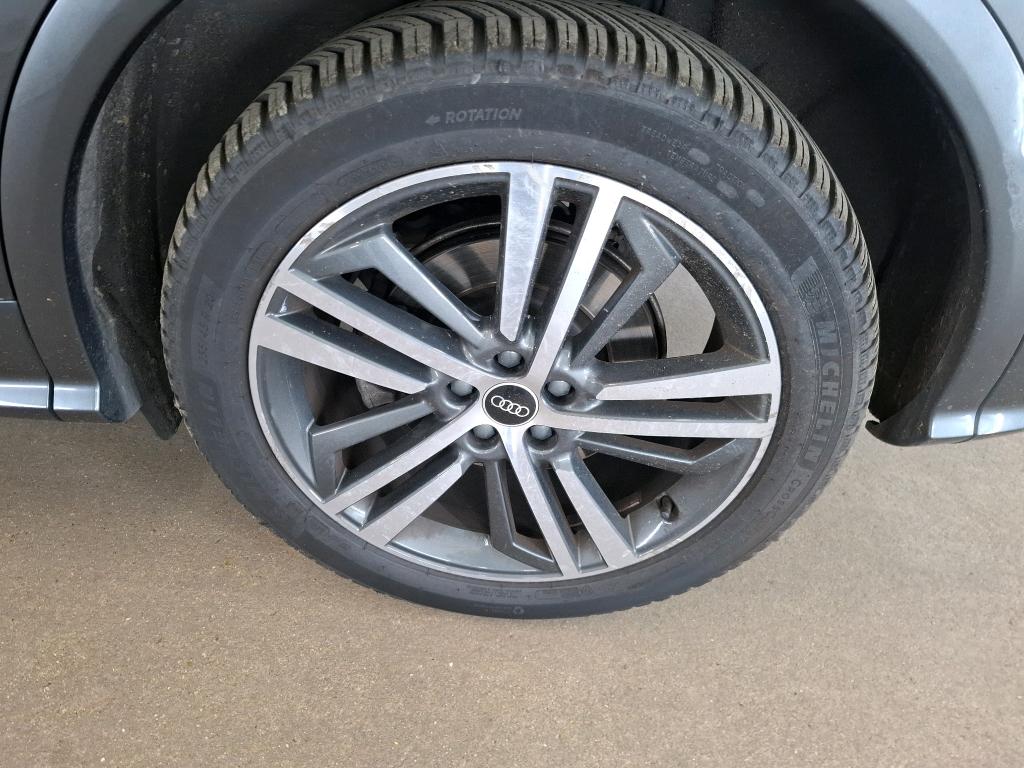 AUDI Q5 55 TFSI e 367 S tronic 7 Quattro line 2021