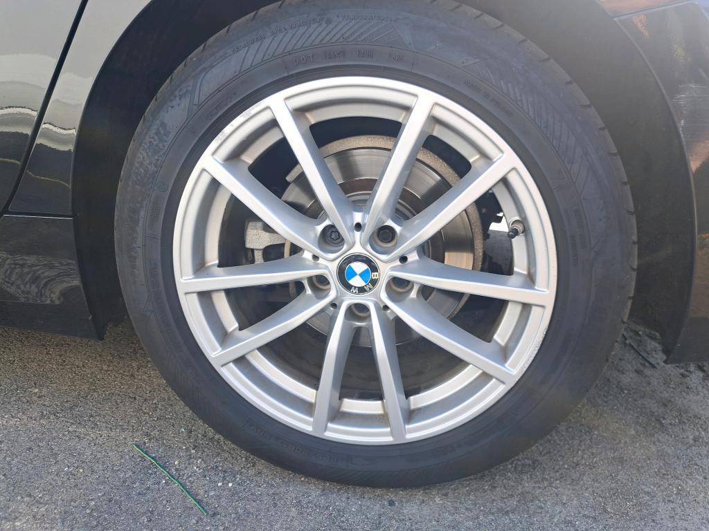 BMW SERIE 3 TOURING G21 LCI 318d 150 ch BVA8 Business Design 2023