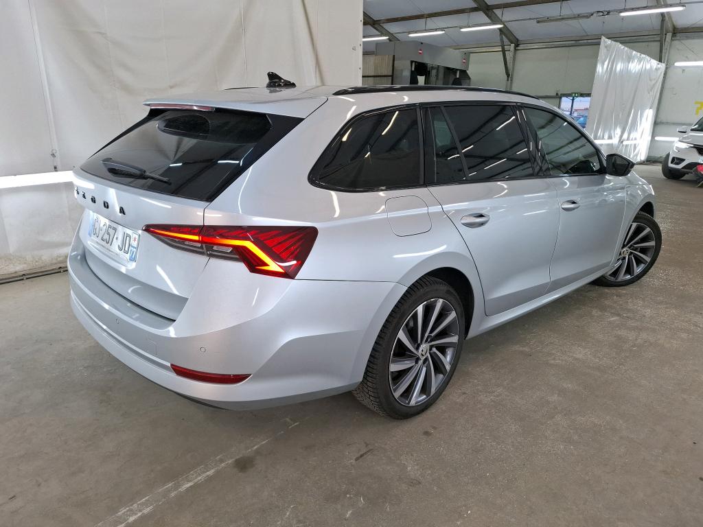 SKODA OCTAVIA COMBI 1.4 TSI PHEV iV 204 ch DSG6e Style 2022
