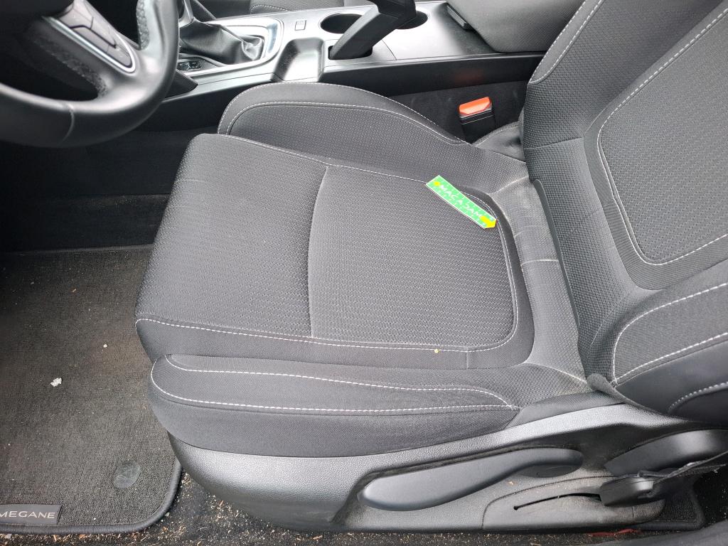 RENAULT MÉGANE MEGANE IV BERLINE Blue dCi 115 EDC - 21N Business 2022