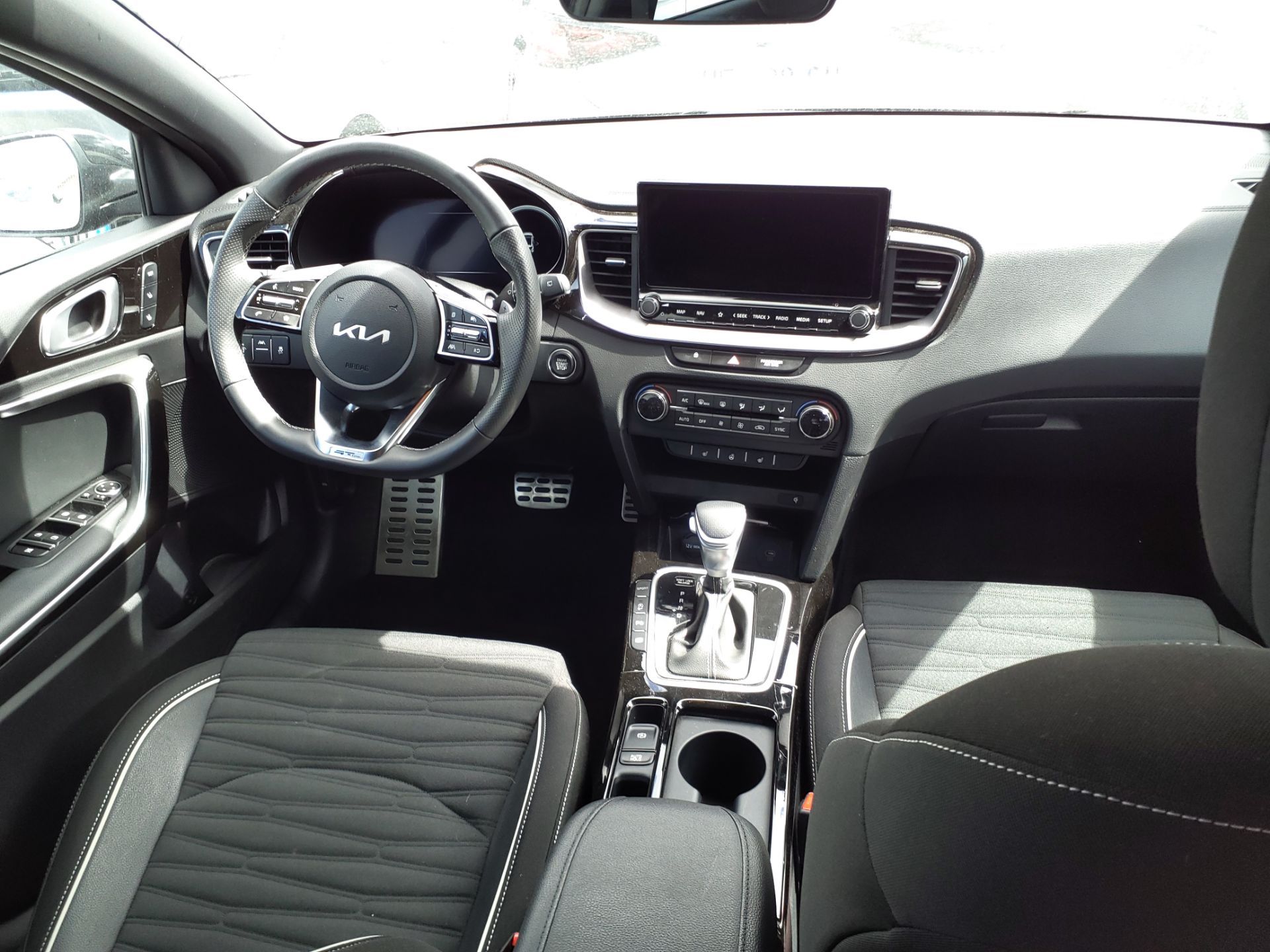 KIA CEED 1.5 T-GDi 140 ch DCT7 GT-line 2025