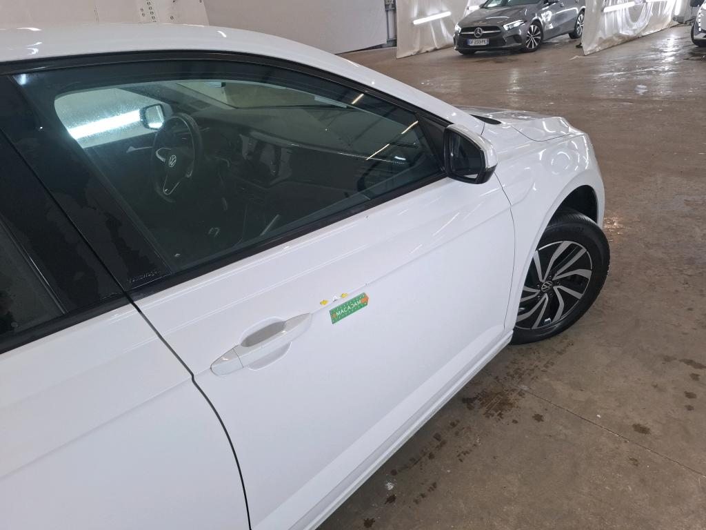 VOLKSWAGEN POLO 1.0 TSI 95 S&S BVM5 Life Business 2022