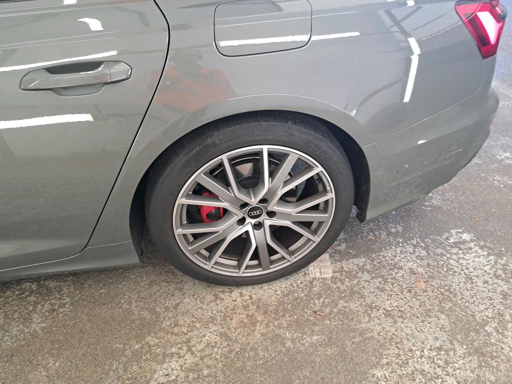 AUDI A6 55 TFSIe 367 ch S tronic 7 Quattro Competition 2022