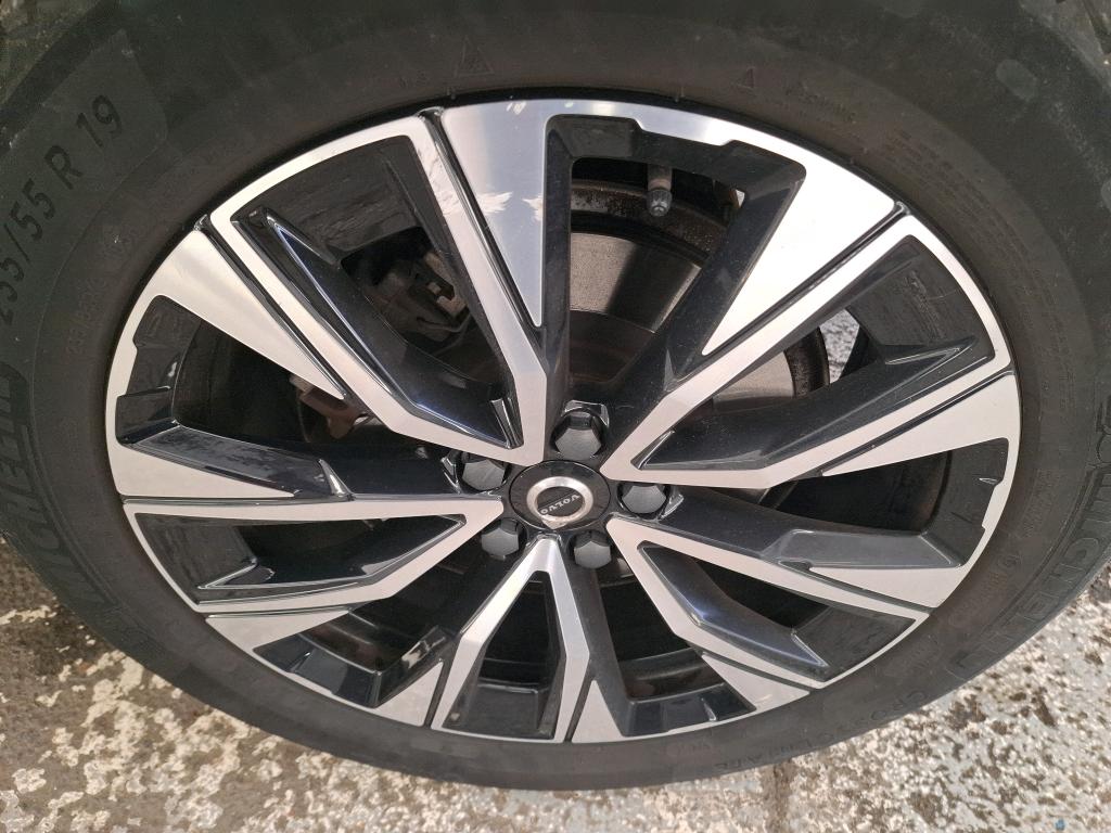 VOLVO XC60 B4 197 ch Geartronic 8 Plus Style Dark 2023