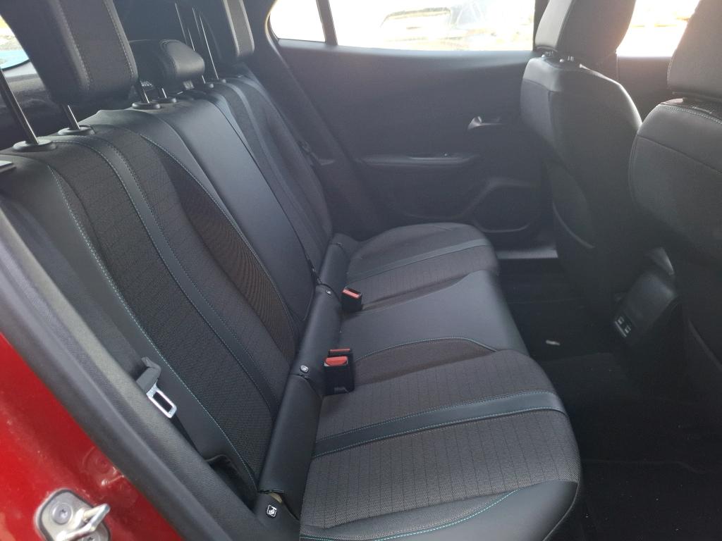 PEUGEOT 2008 PureTech 130 S&S EAT8 Allure Pack 2023