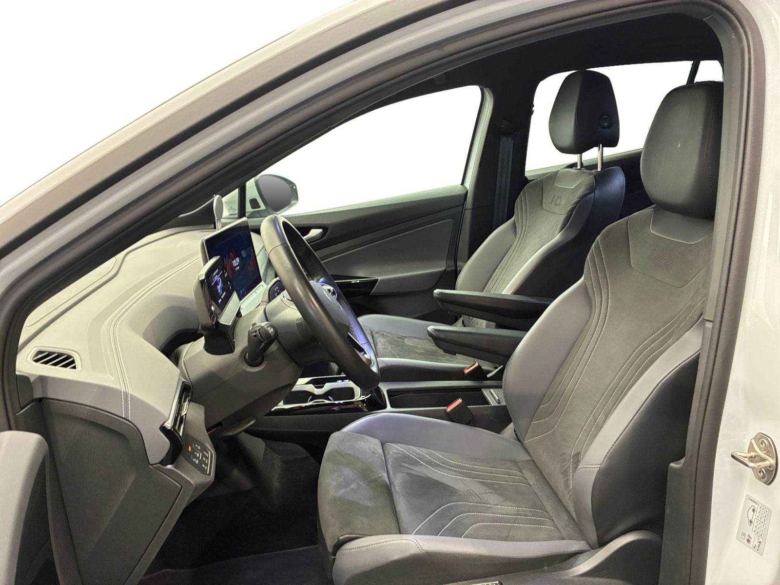 VOLKSWAGEN ID.4 286 ch Pro Life Max 2025