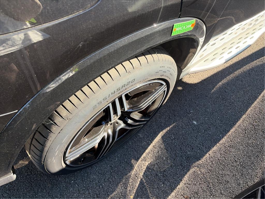 MERCEDES-BENZ GLC 300 e 9G-Tronic 4Matic AMG Line 2023
