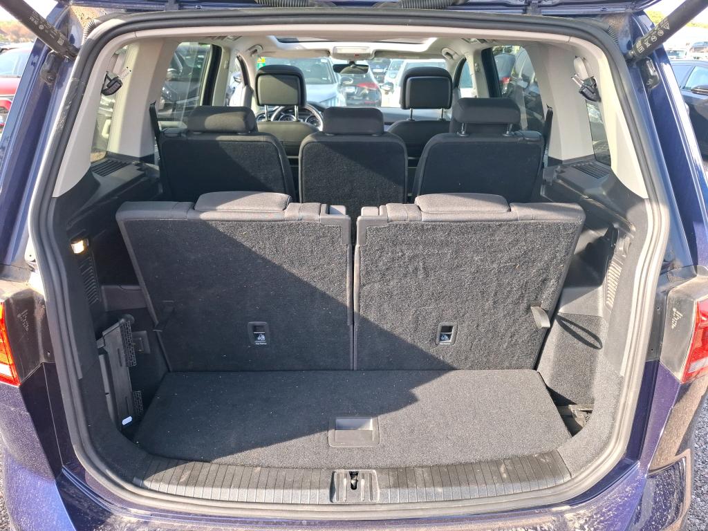 VOLKSWAGEN TOURAN 1.5 TSI EVO 150 DSG7 7pl Carat 2021