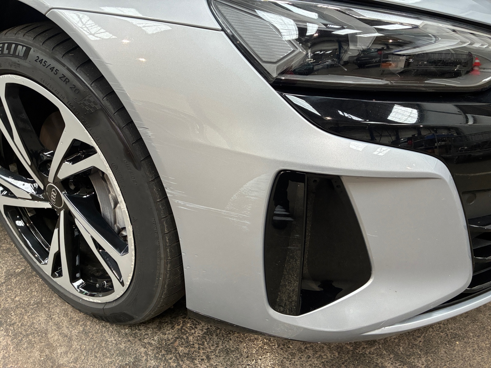 AUDI E-TRON GT 476 ch quattro 2021