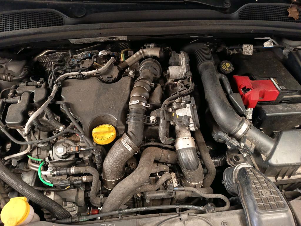RENAULT CLIO SOCIETE BLUE DCI 85 AIR NAV 2020