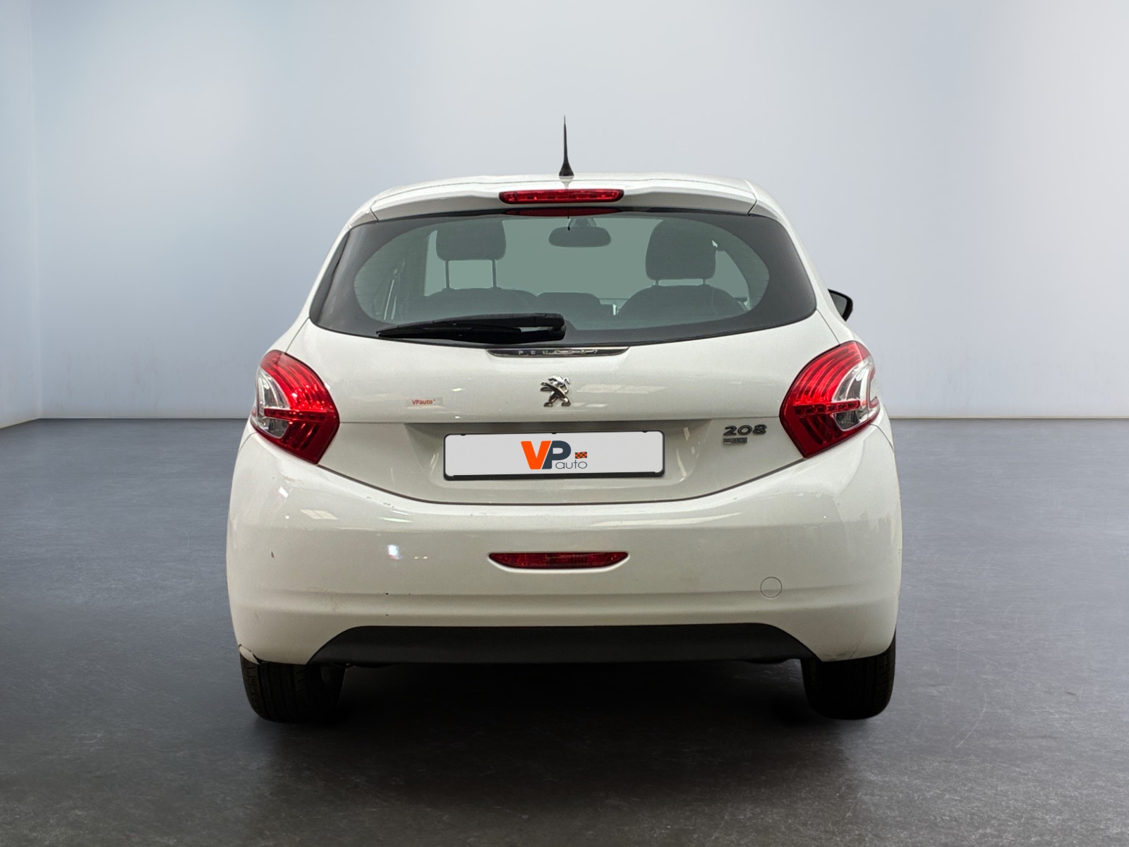 PEUGEOT 208 1.6 e-HDi 92ch ETG6 Allure 2014