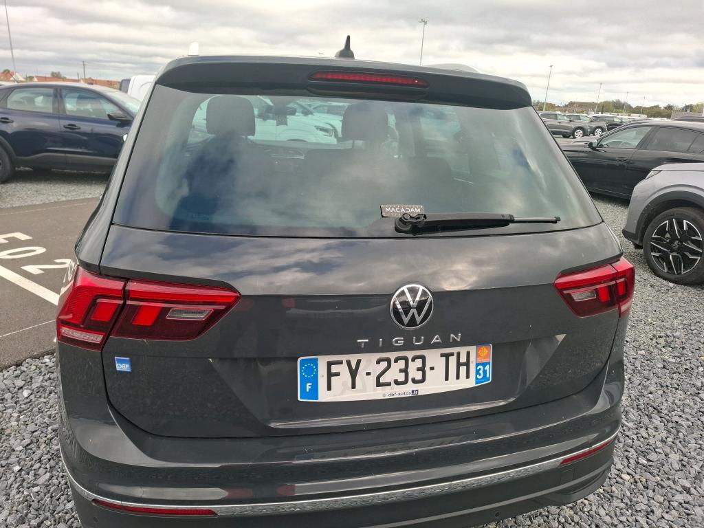 VOLKSWAGEN TIGUAN BUSINESS 1.5 TSI 150 DSG7 Life 2021
