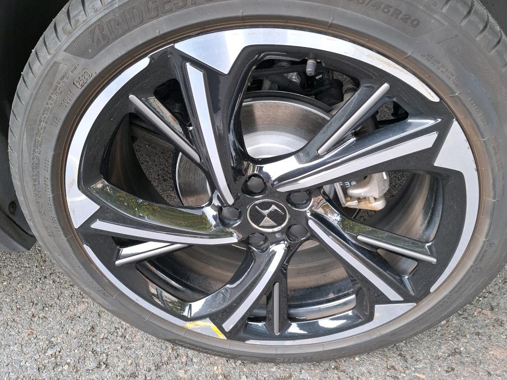DS 7 DS7 CROSSBACK Hybride E-Tense 225 EAT8 Louvre 2022