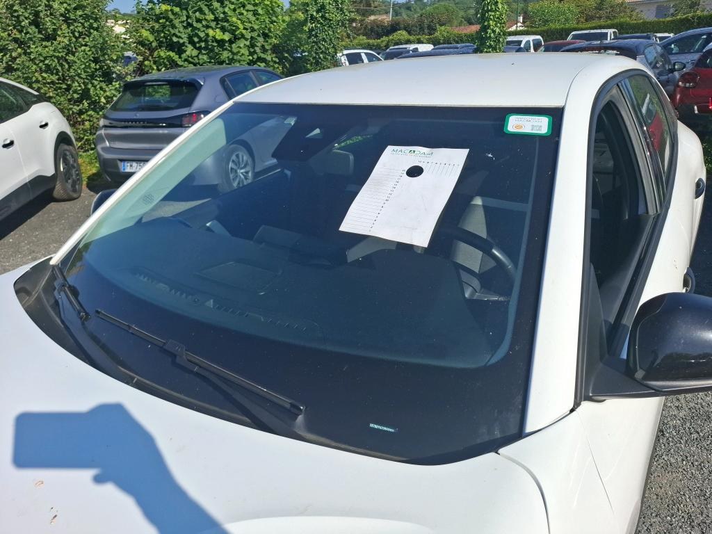 CITROEN C4 SOCIETE BLUEHDI 130 EAT8 PRO BUSINESS R 2024