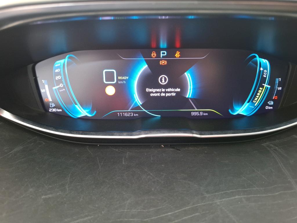 PEUGEOT 3008 Hybrid 225 e-EAT8 Allure Pack 2022
