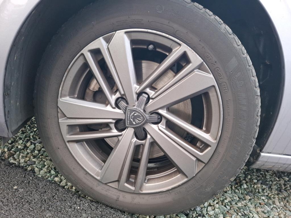PEUGEOT 308 SW PureTech 130ch S&S EAT8 Active Pack 2023