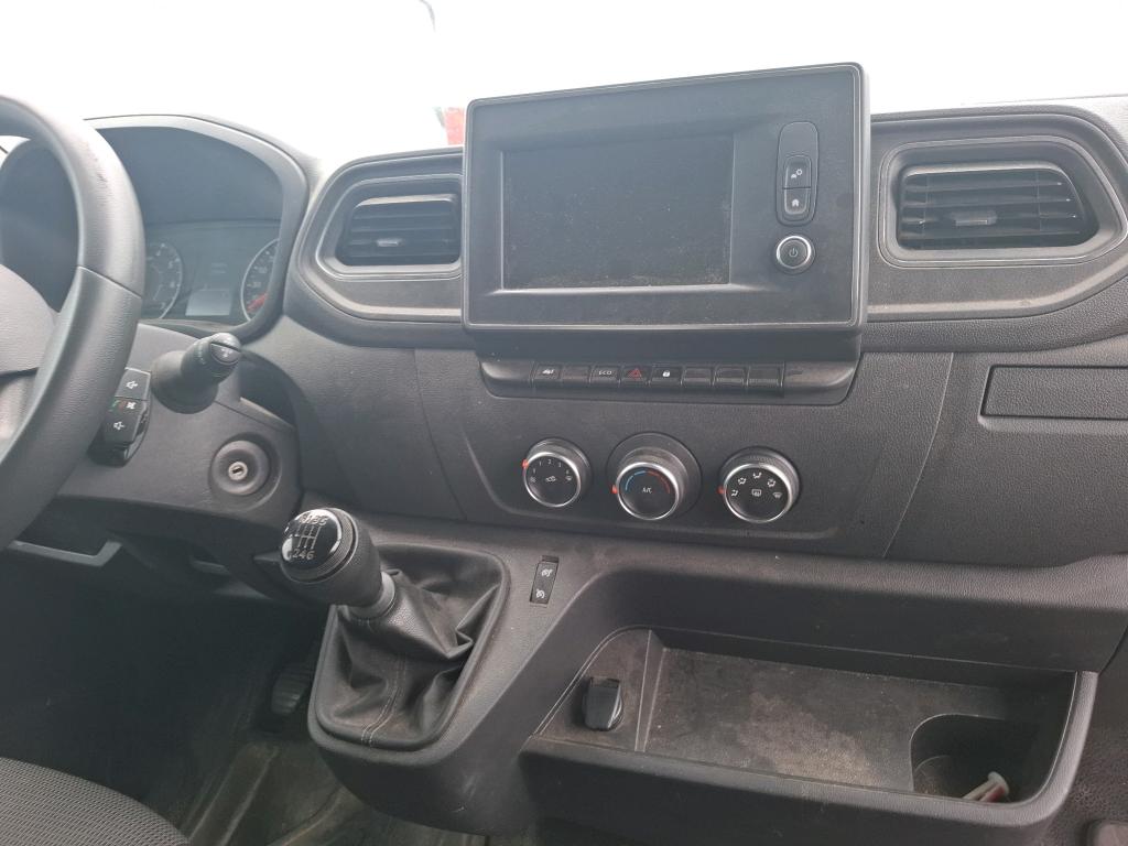 RENAULT MASTER FOURGON FGN TRAC F3300 L2H2 BLUE DCI 135 GRAND CONFORT 2024