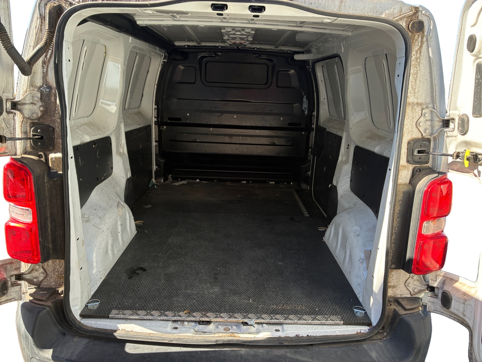 PEUGEOT EXPERT FGN TOLE STANDARD 1.5 BLUEHDI 120 S&S BVM6 PREMIUM 2019