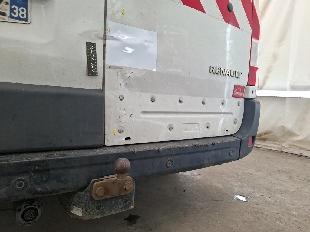 RENAULT MASTER FOURGON FGN L2H2 3.5t 2.3 dCi 130 E6 GRAND CONFORT 2017