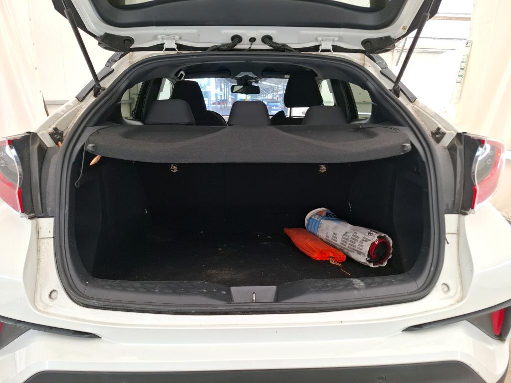 TOYOTA C-HR HYBRIDE 122h Dynamic 2019