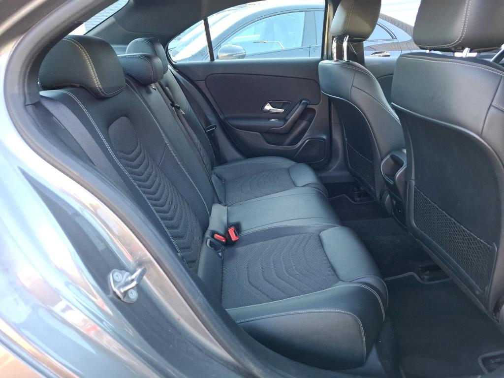 MERCEDES-BENZ MERCEDES CLASSE A 180 d 8G-DCT Style Line 2022
