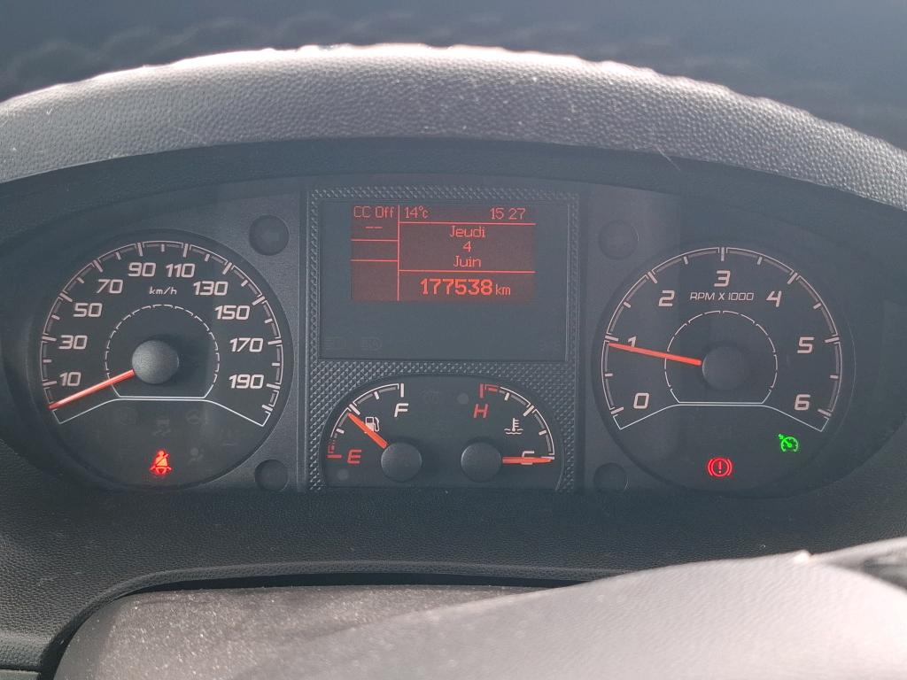 PEUGEOT BOXER TOLE 333 L1H1 BLUEHDI 120 S&S PRO 2023
