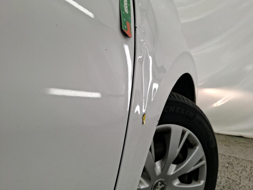 PEUGEOT 208 AFFAIRE BLUEHDI 100 BVM6 PREMIUM PACK 2018