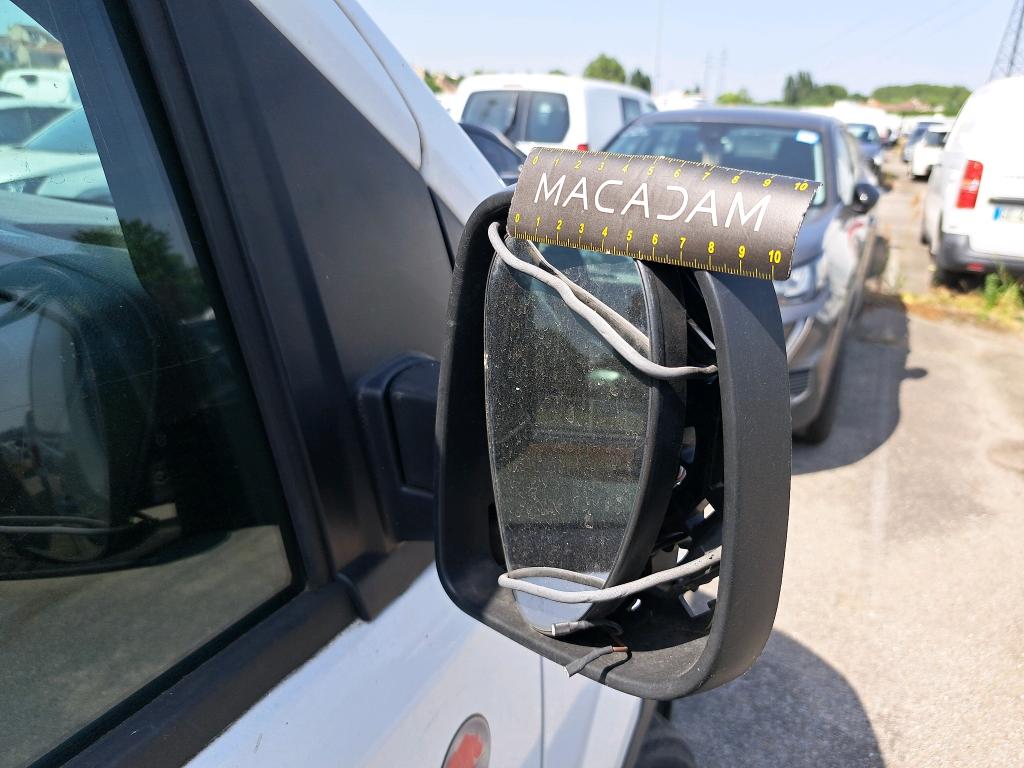 PEUGEOT EXPERT FGN TOLE STANDARD 2.0 BLUEHDI 120 S&S BVM6 PREMIUM 2019