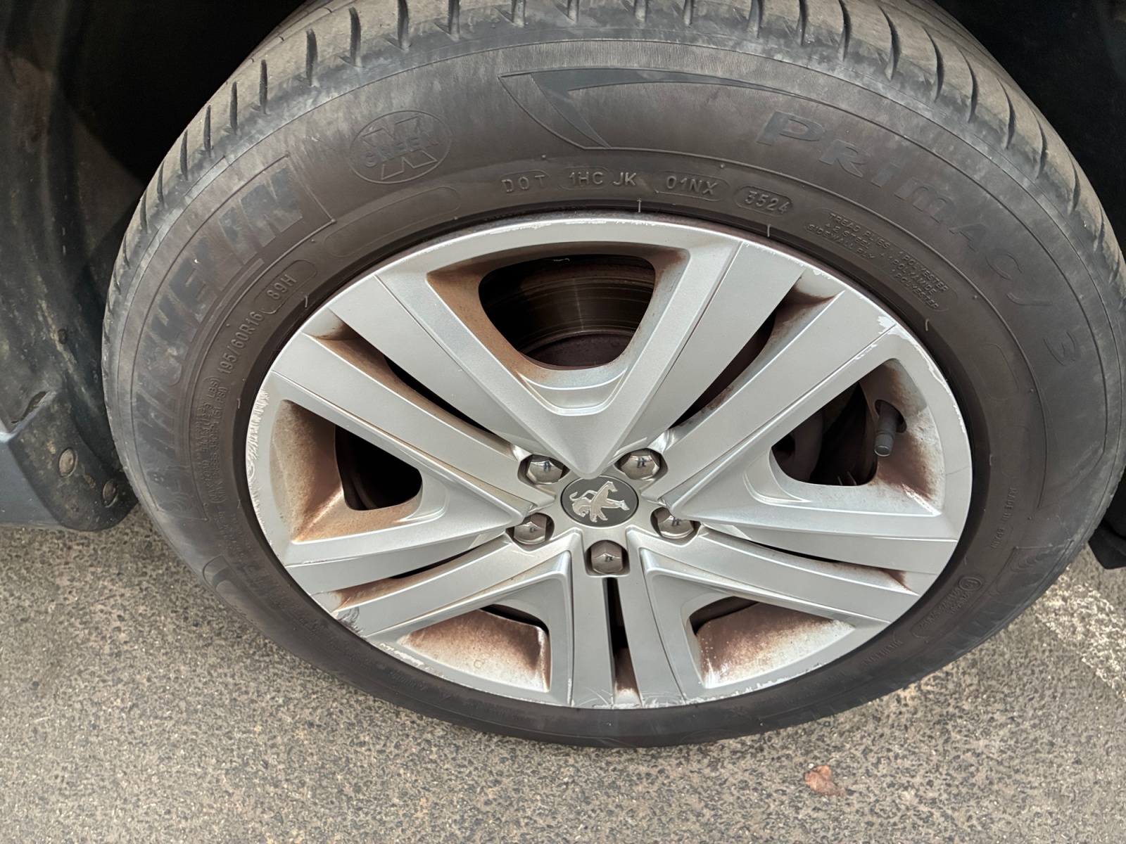 PEUGEOT 2008 1.6 BlueHDi 100ch BVM5 2018