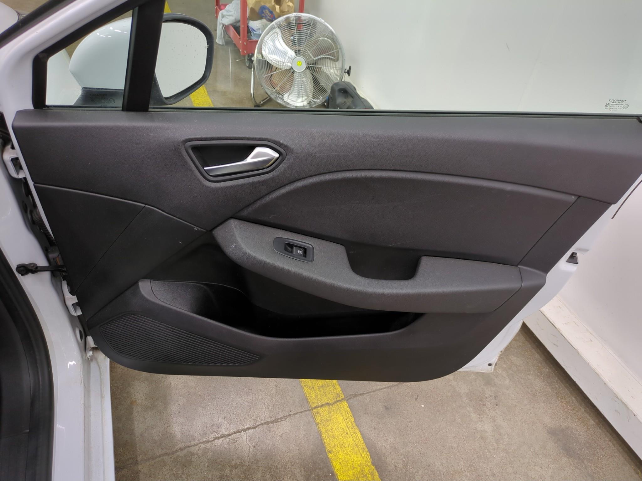 RENAULT CLIO V E-Tech 140 - 21N Business 2022