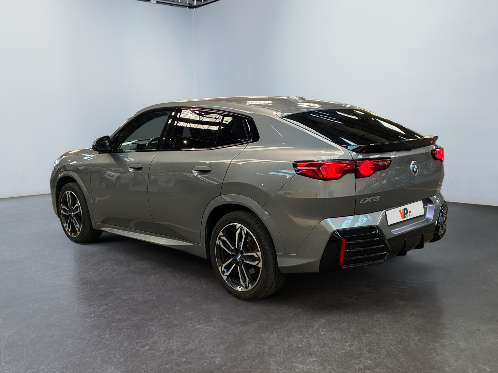 BMW iX2 U10 eDrive20 204ch BVA M Sport 2024