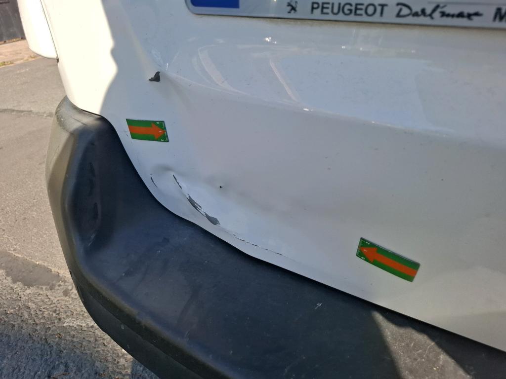 PEUGEOT EXPERT FGN TOLE STANDARD BLUEHDI 145 S&S EAT8 ASPHALT 2022