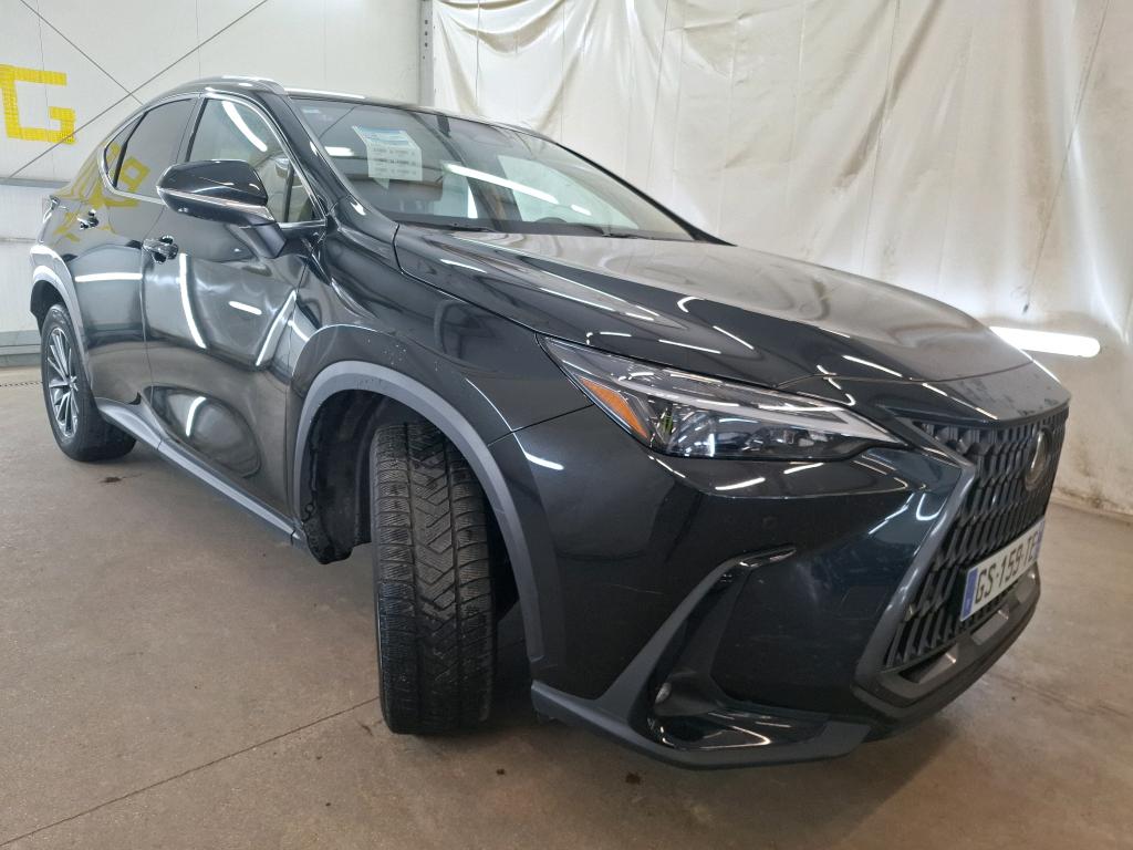 LEXUS  2023