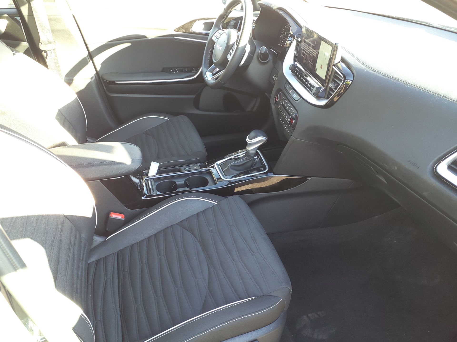 KIA CEED 1.5 T-GDi 140 ch DCT7 GT-line 2025
