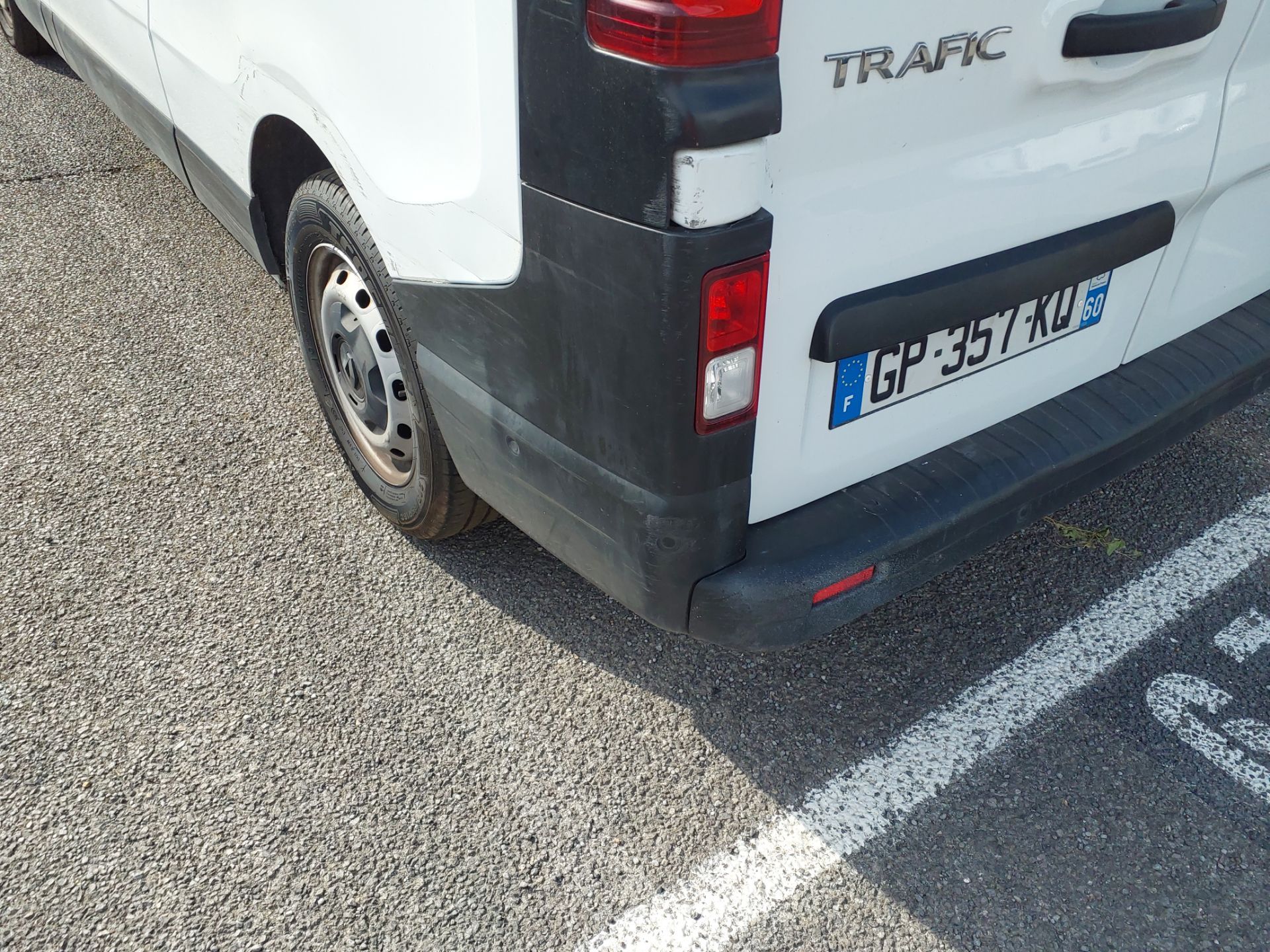RENAULT TRAFIC FOURGON L2H1 3000 KG BLUE DCI 130 GRAND CONFORT 2023