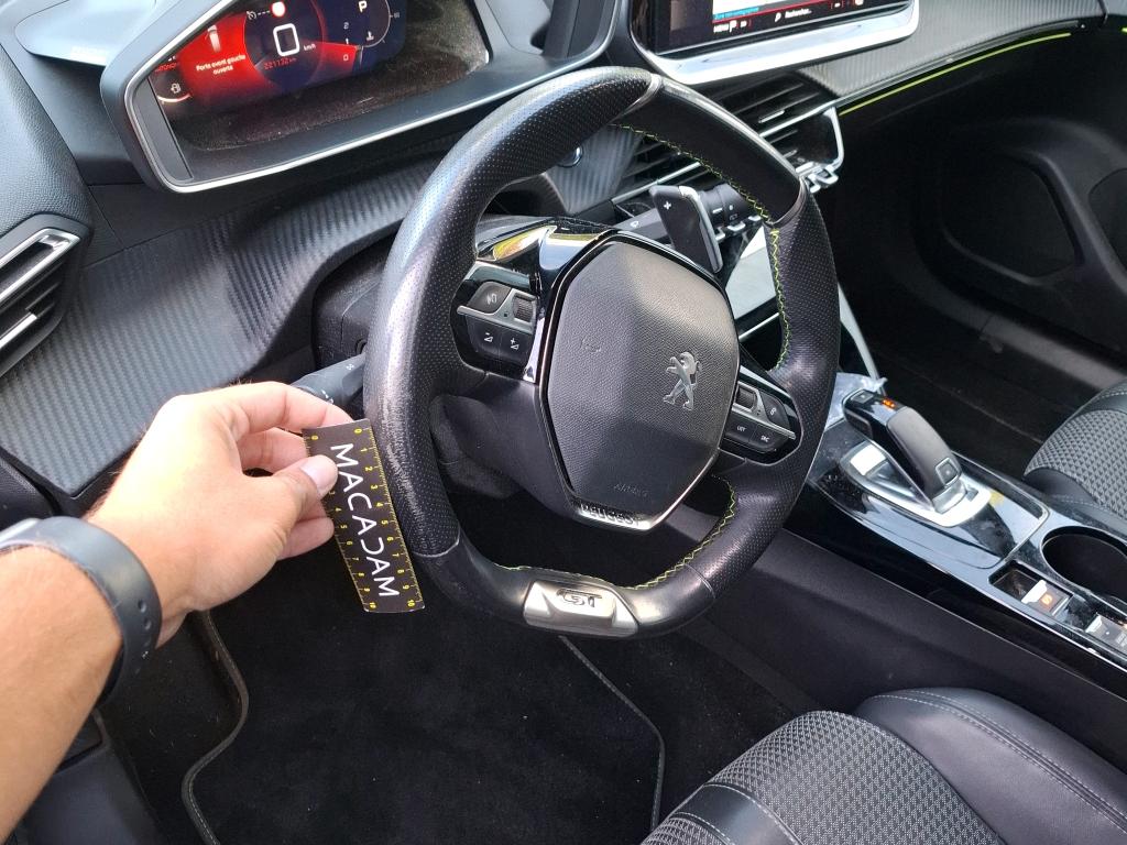 PEUGEOT 2008 BlueHDi 130 S&S EAT8 GT 2022